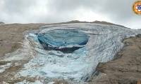 Catastrophic avalanche in the Alps kills many people