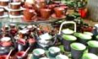 Check for lead-contaminated porcelain with vinegar and water