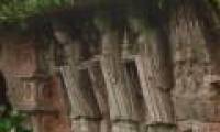 Da Tuc stone carvings