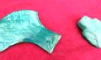 Detecting copper axes, stone axes of 2,000-3,000 years old in Nghe An