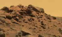 Detecting unusual rocks on Mars