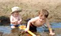 Dirty play is good for children