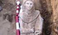 Discover an open mummy in Egypt