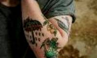 Does the tattoo smell anything?