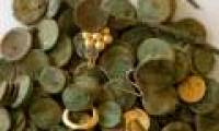 Excavation of 2000-year-old gold warehouse