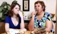 Exotic woman 'addicted' to eat ice
