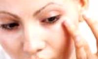 Find out what turns old woman's face into a girl