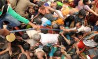 How to survive in a mob?