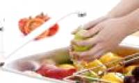 How to wash fruits correctly to remove chemicals