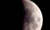 In November, Vietnam observed the full half-moon eclipse