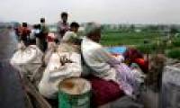India: floods cause 10 deaths, 300,000 people evacuate