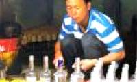 Inventing diving lights from bottles