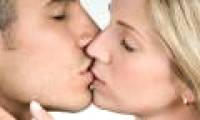 Kisses can spread HPV viruses