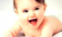 Little children look at relatives' faces, watch out for autism