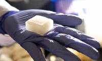 New type of insoluble ice can keep cold for 13 hours, reuse many times