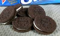 Scientists publish groundbreaking study on the process of separating Oreo cookies so that the two halves are equal