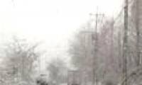 Seoul has snow in mid-April after 20 years