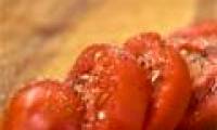 Should you store tomatoes in the refrigerator?