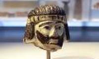 The 3,000-year-old head statue made the archaeologists confused