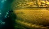 The ancient 'city' mystery at the bottom of the lake no one knows for thousands of years