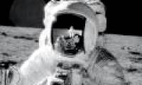 The heroes were silent in the Apollo 13 disaster