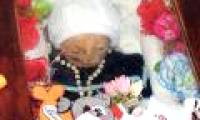 The mystery of the coffin the one-year-old boy kept flipping the lid