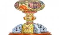 The thousand-dollar artifacts of the Qing emperor were turned into table lamps