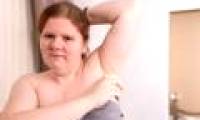 The woman suffers with a fishy smell like fish despite bathing hundreds of times a day