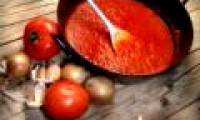 Tomato sauce should be heated several times before eating