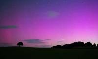 Video: Aurora Borealis and meteor shower appear simultaneously