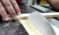 Video: Marvel at the sharpness of a paper saw blade