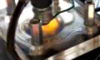 Video: Operation of a 2-stroke engine when viewed through the transparent cylinder cover