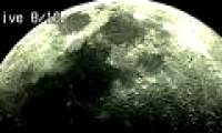 Video: The black ball suspected of flying over the Moon by the UFO