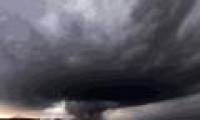 Video time-lapse: A close-up of the process of forming an impressive tornado