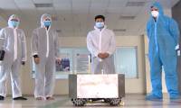 Vietnamese engineer builds floor cleaning robot to disinfect patient room