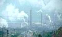 Vietnamese people still lack knowledge about how to solve air pollution