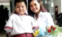 Vietnamese schoolgirls invented wheelchairs for people with disabilities