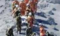Volcanoes suddenly erupt, causing many deaths in Japan