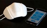 Wear anti-translation mask, hear 8 languages
