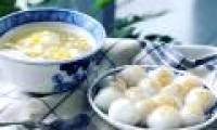 When coming to the Lunar New Year, I wondered why the sugar cake did not flow out?