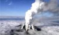 Why does Ontake volcano in Japan suddenly erupt?