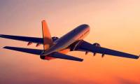 Why is it difficult for planes to take off when the weather is too hot?